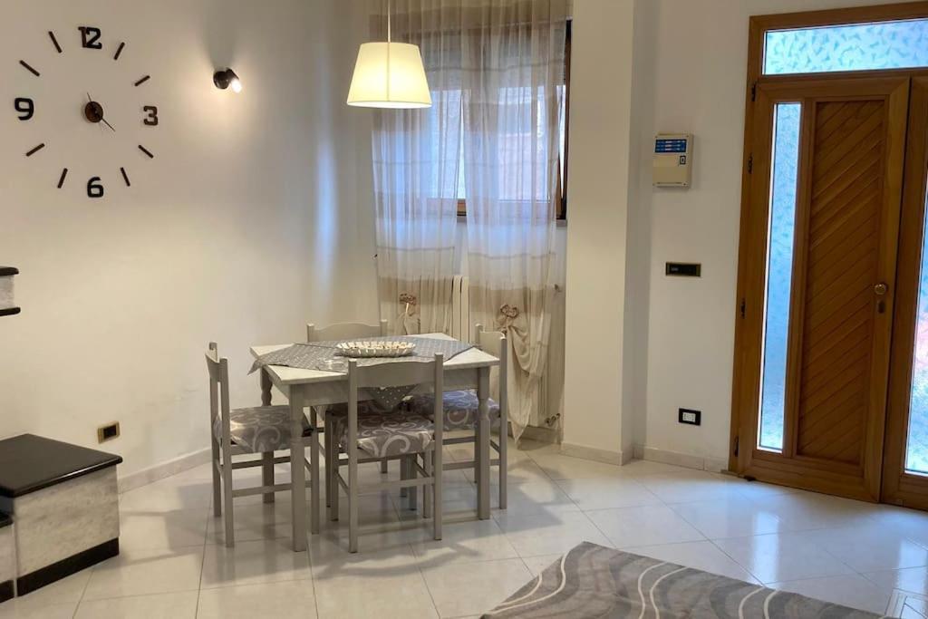 Appartamento In Salento San Vito dei Normanni Esterno foto